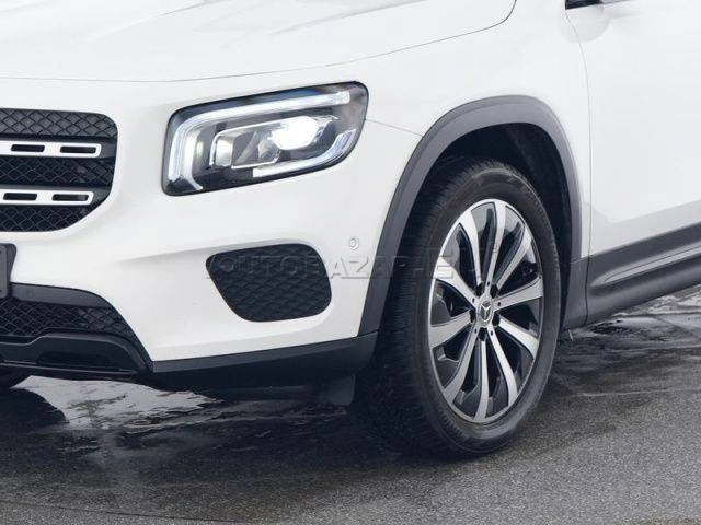 Mercedes-Benz GLB 200 A/T