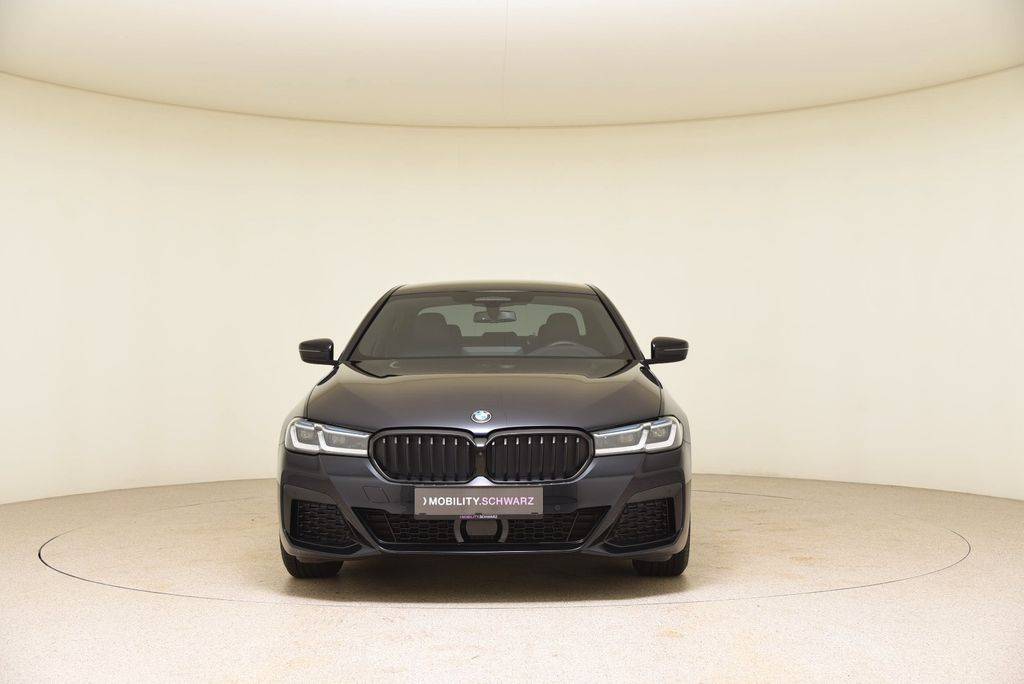 BMW Rad 5 530d mHEV xDrive A/T