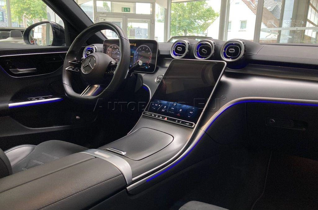 Mercedes-Benz C trieda Sedan 300 mHEV 4MATIC A/T