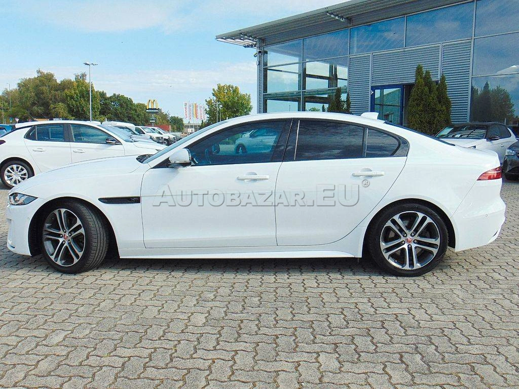 Jaguar XE 2.0D I4 D200 R-Dynamic S A/T