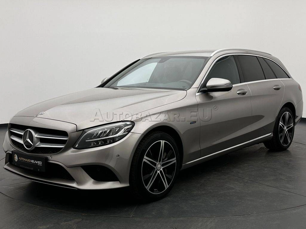 Mercedes-Benz C trieda Kombi Mercedes Benz  300de T 9G Avantgarde