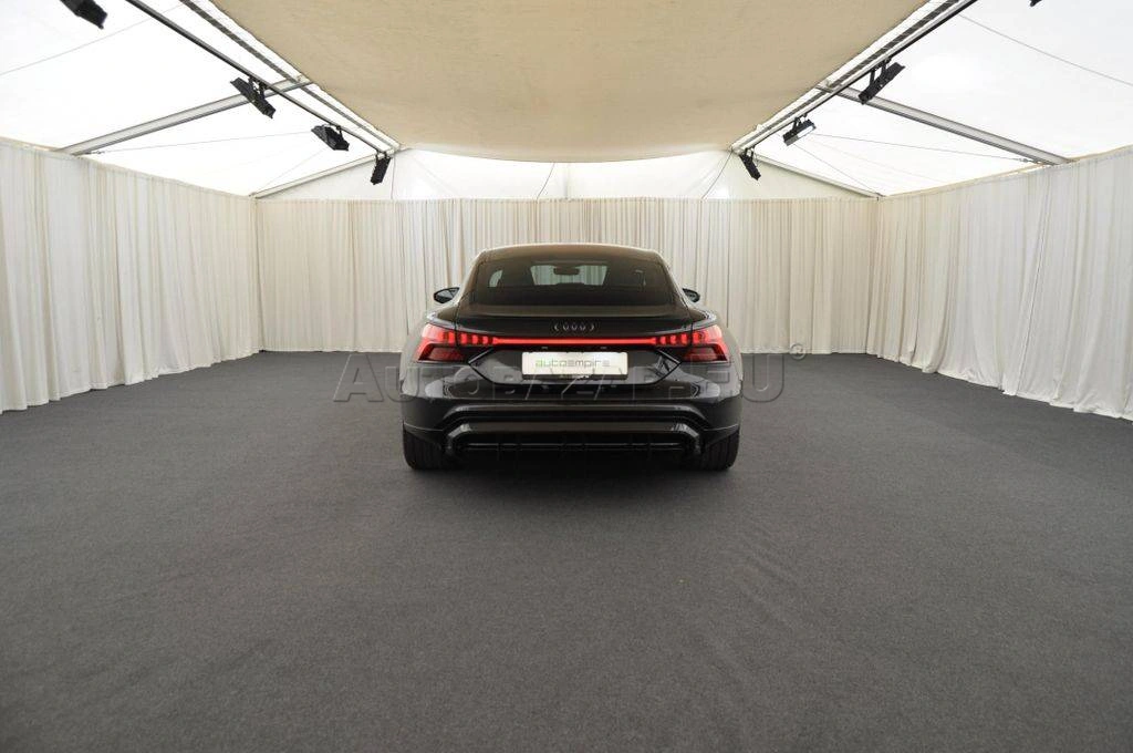 Audi E-tron GT quattro
