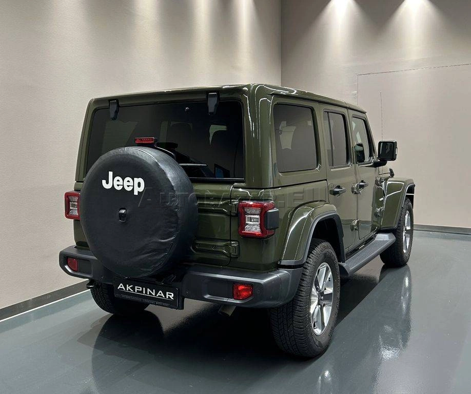Jeep Wrangler 2.0T GME Sahara A/T