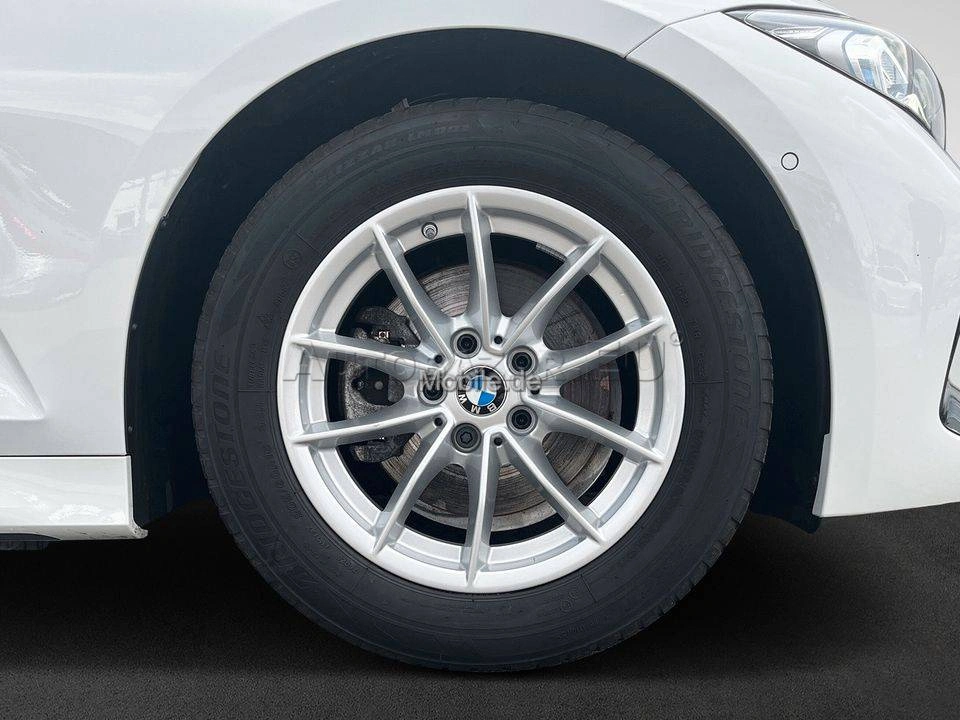 BMW Rad 3 Touring 320d mHEV  A/T