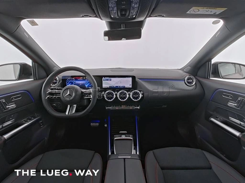 Mercedes-Benz EQA 300 4M