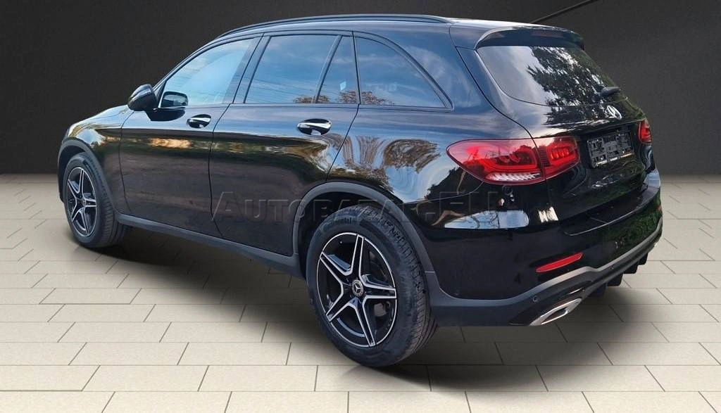 Mercedes-Benz GLC SUV 300 d 4MATIC A/T
