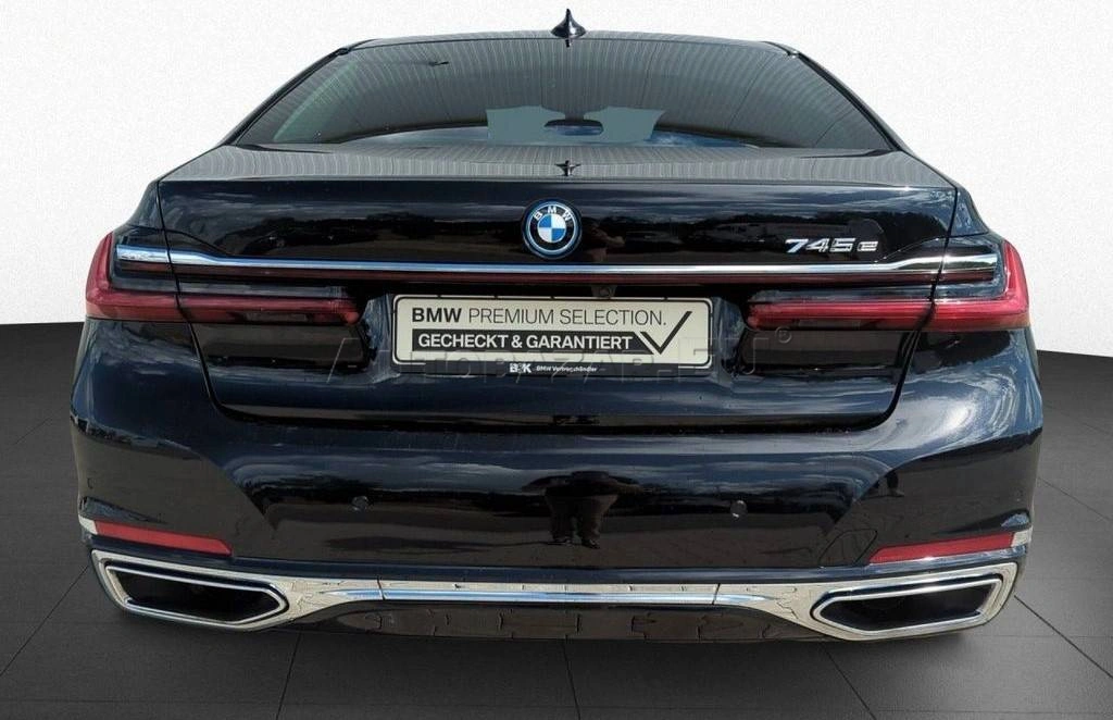 BMW Rad 7 745e