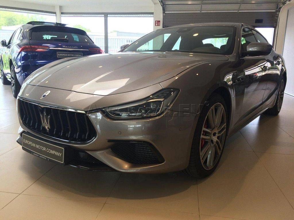 Maserati Ghibli Modena A/T