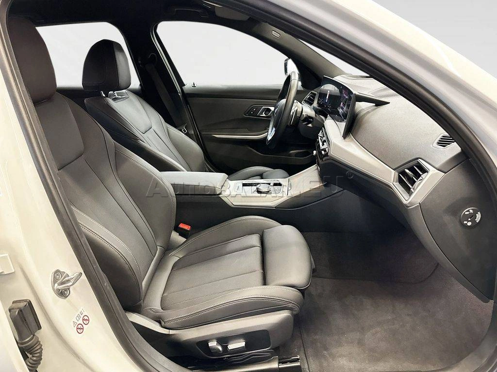 BMW Rad 3 Touring 320d mHEV  xDrive A/T