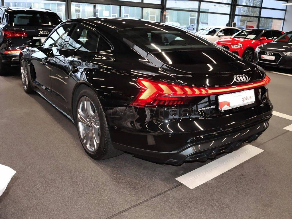 Audi E-tron GT quattro