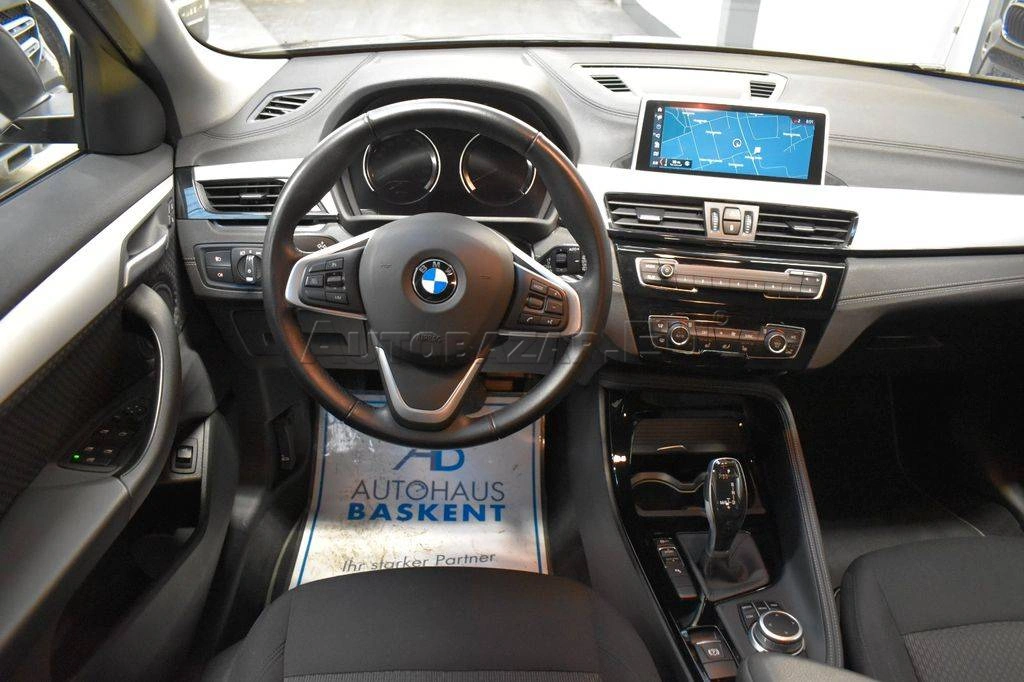 BMW X2 sDrive18d A/T