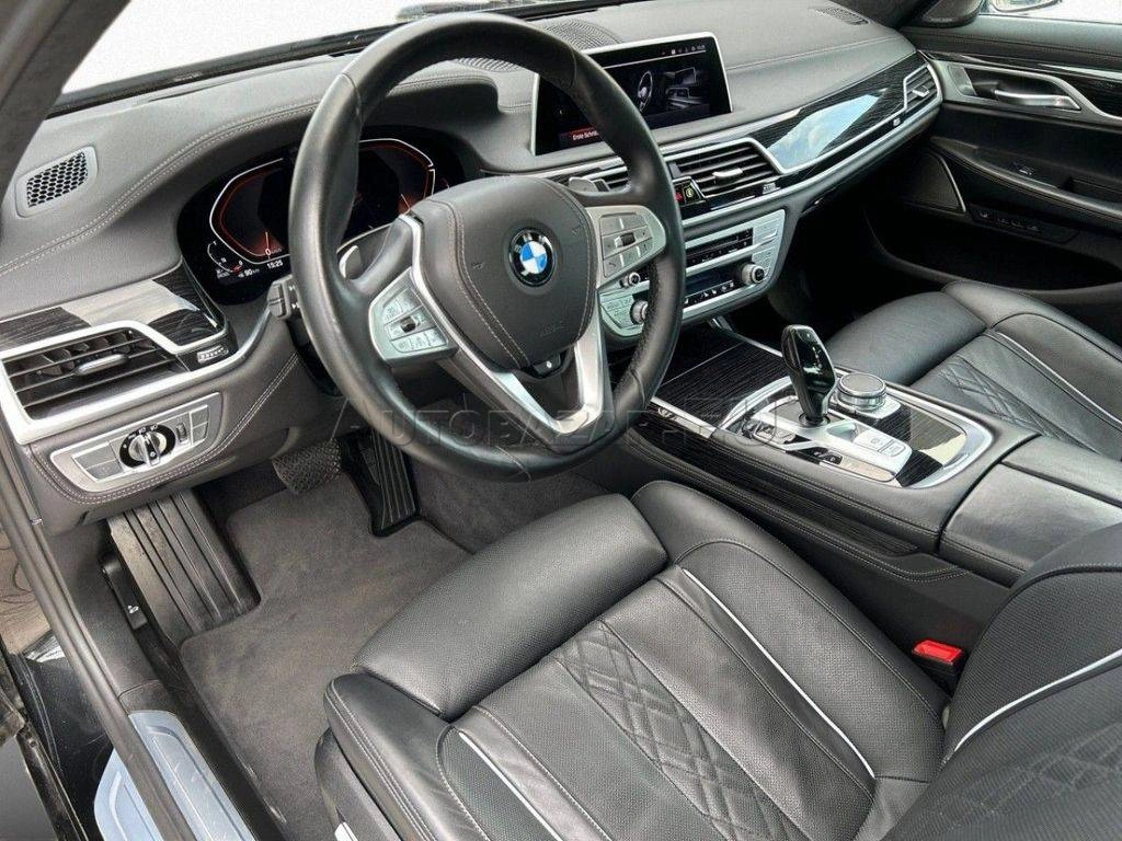 BMW Rad 7 730d mHEV A/T
