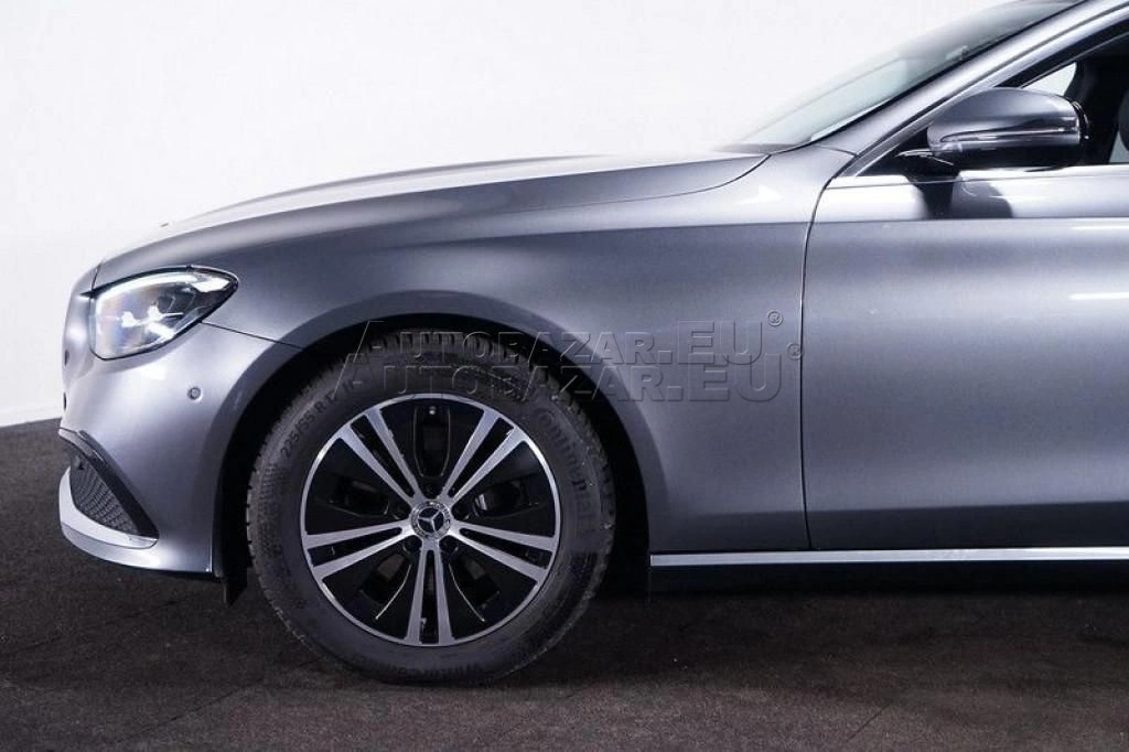 Mercedes E trieda T 220 d 4MATIC A/T