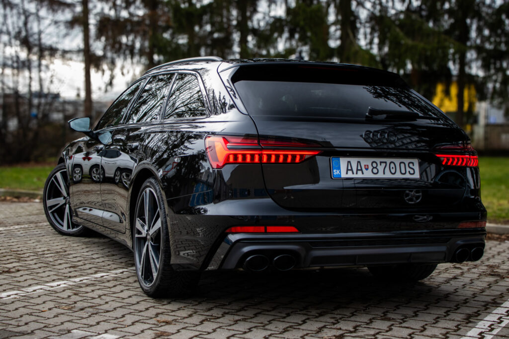 Audi A6 Avant