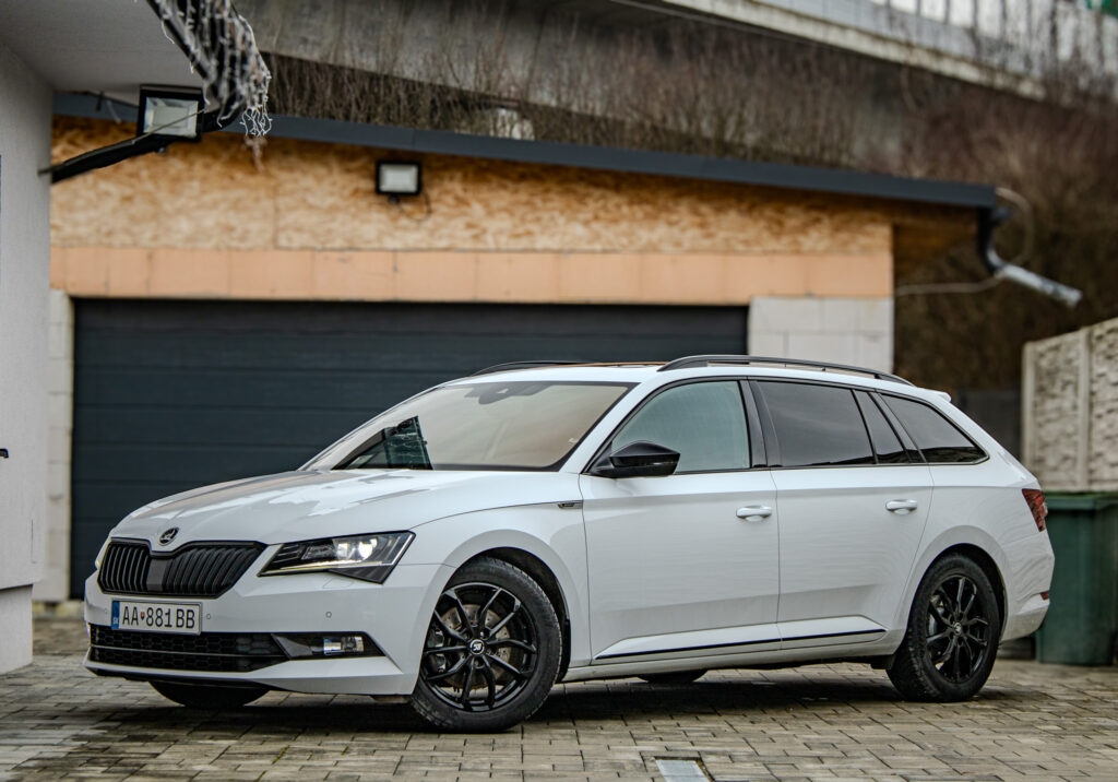 Škoda Superb Combi