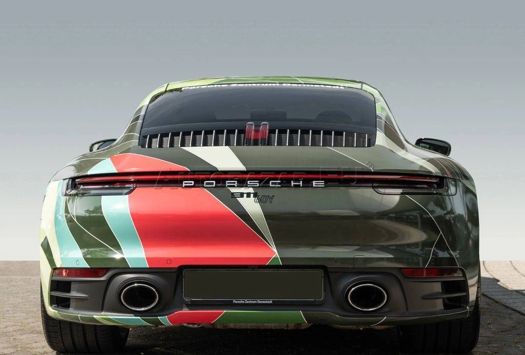 Porsche Carrera 992 911  4