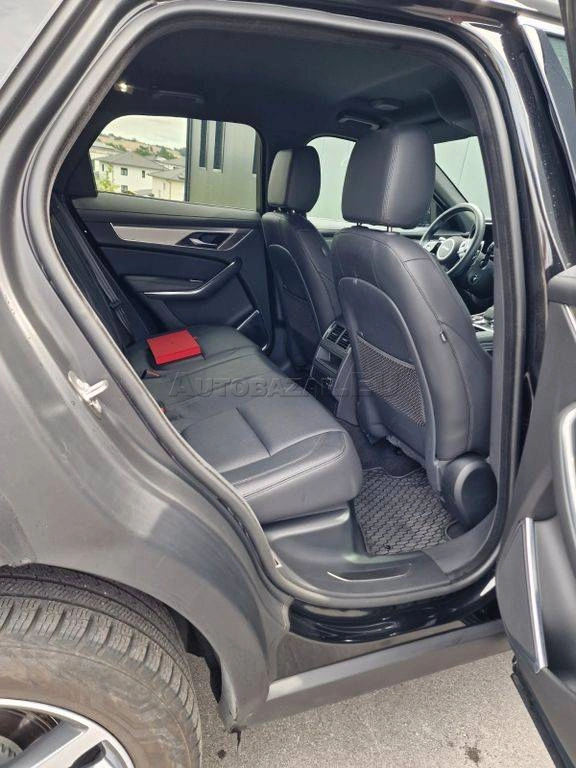 Jaguar F-Pace D200 SE AWD