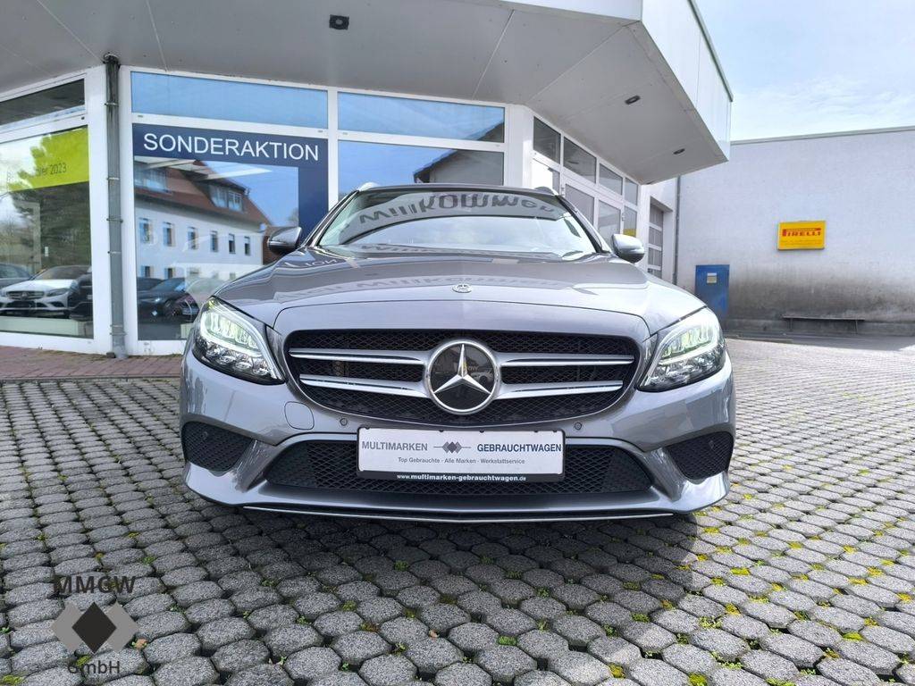 Mercedes-Benz C trieda Kombi 300 d A/T 4MATIC