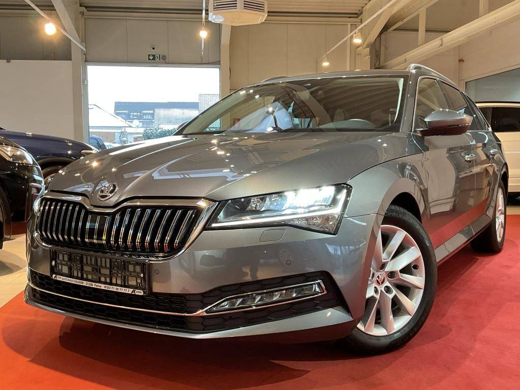 Škoda Superb Combi 2.0 TSI DSG Style