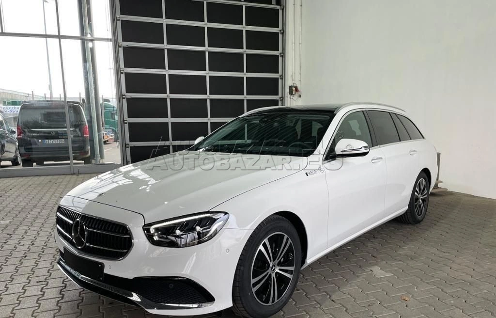 Mercedes E trieda T 220 d mHEV A/T