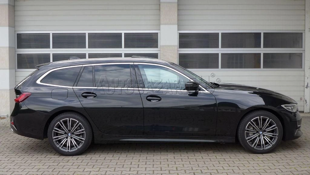 BMW rad 3 Touring 330i Touring A/T