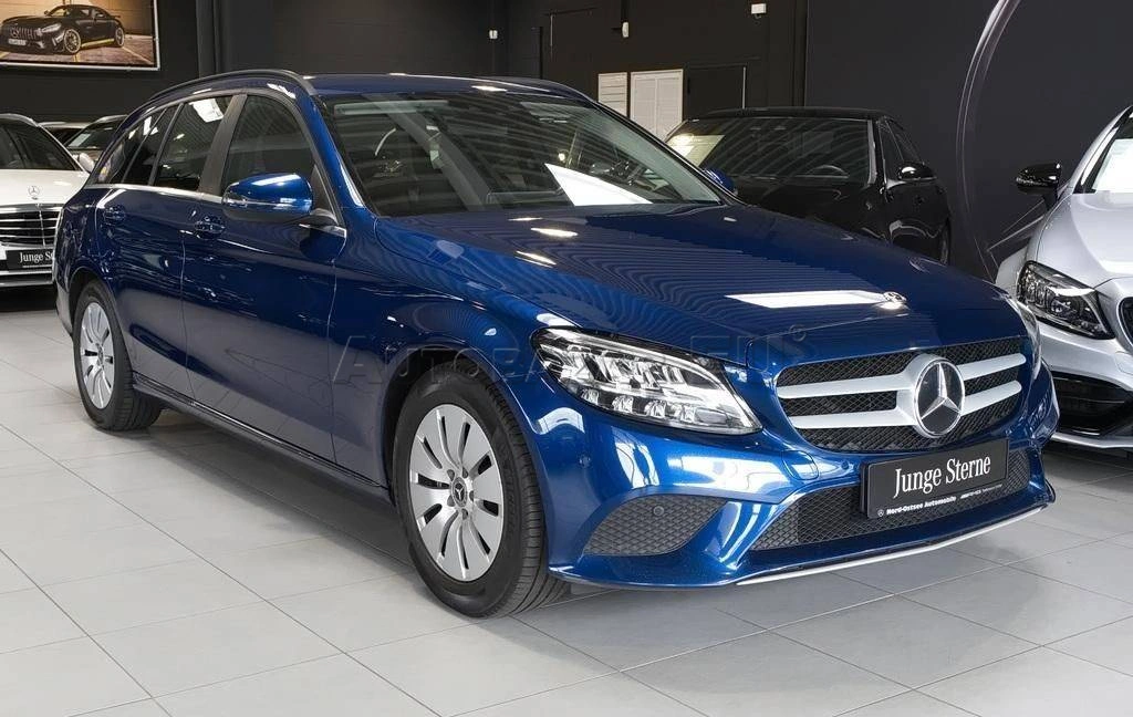 Mercedes-Benz C trieda Kombi 220 d A/T