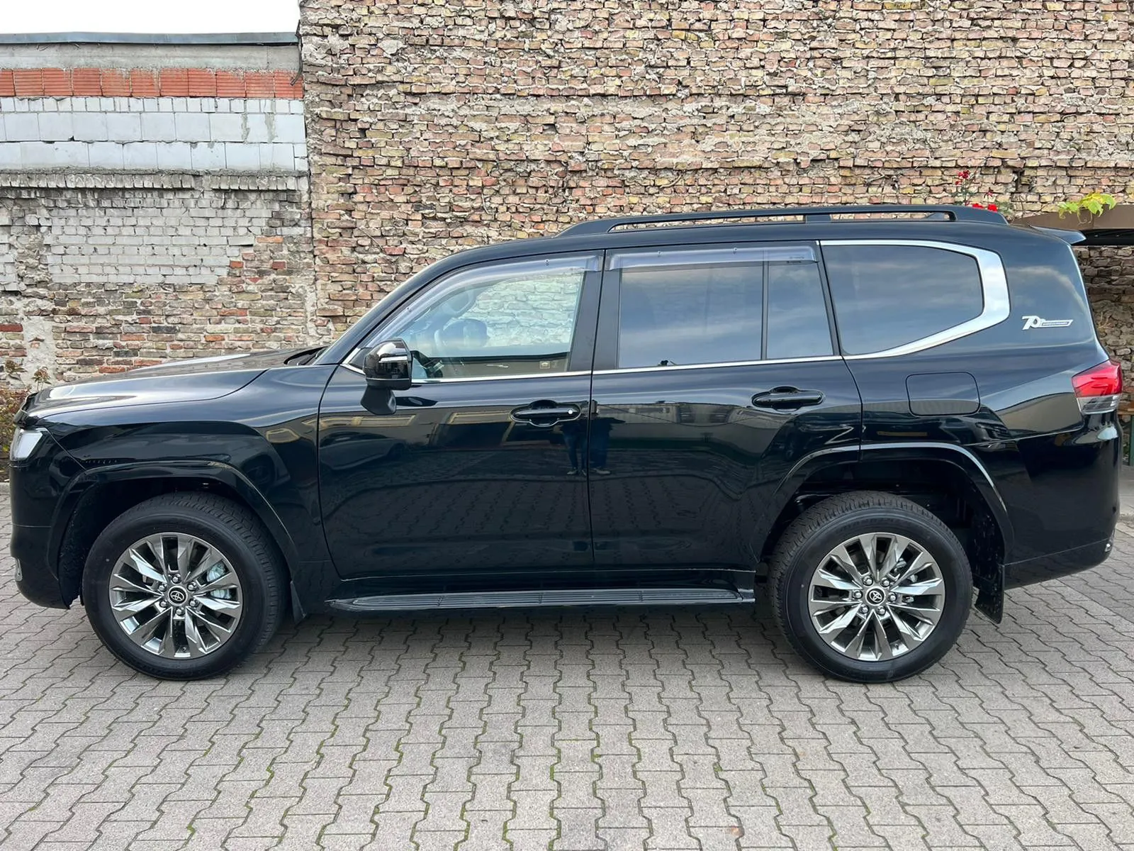 Toyota Land Cruiser 2025 na predaj – fotografia 2