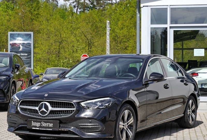 Mercedes-Benz C trieda Sedan 220 d mHEV A/T