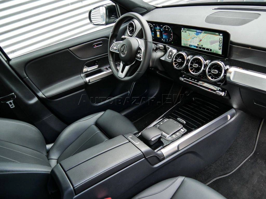Mercedes-Benz GLB 200d A/T