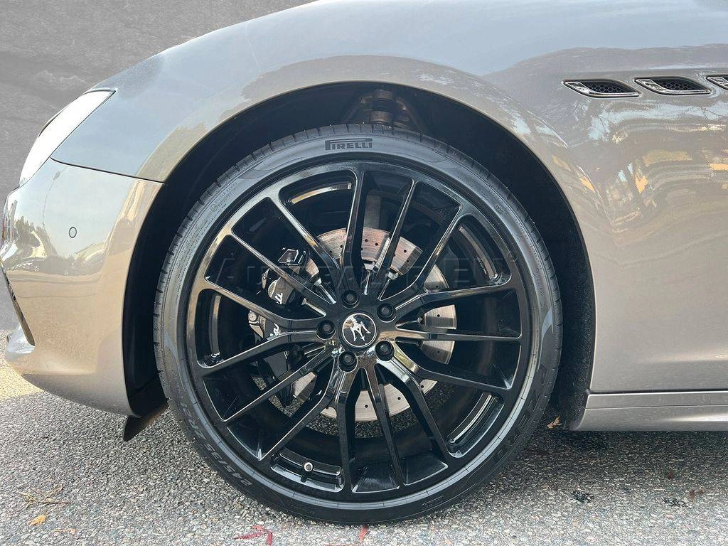 Maserati Ghibli SQ4 GranSport A/T