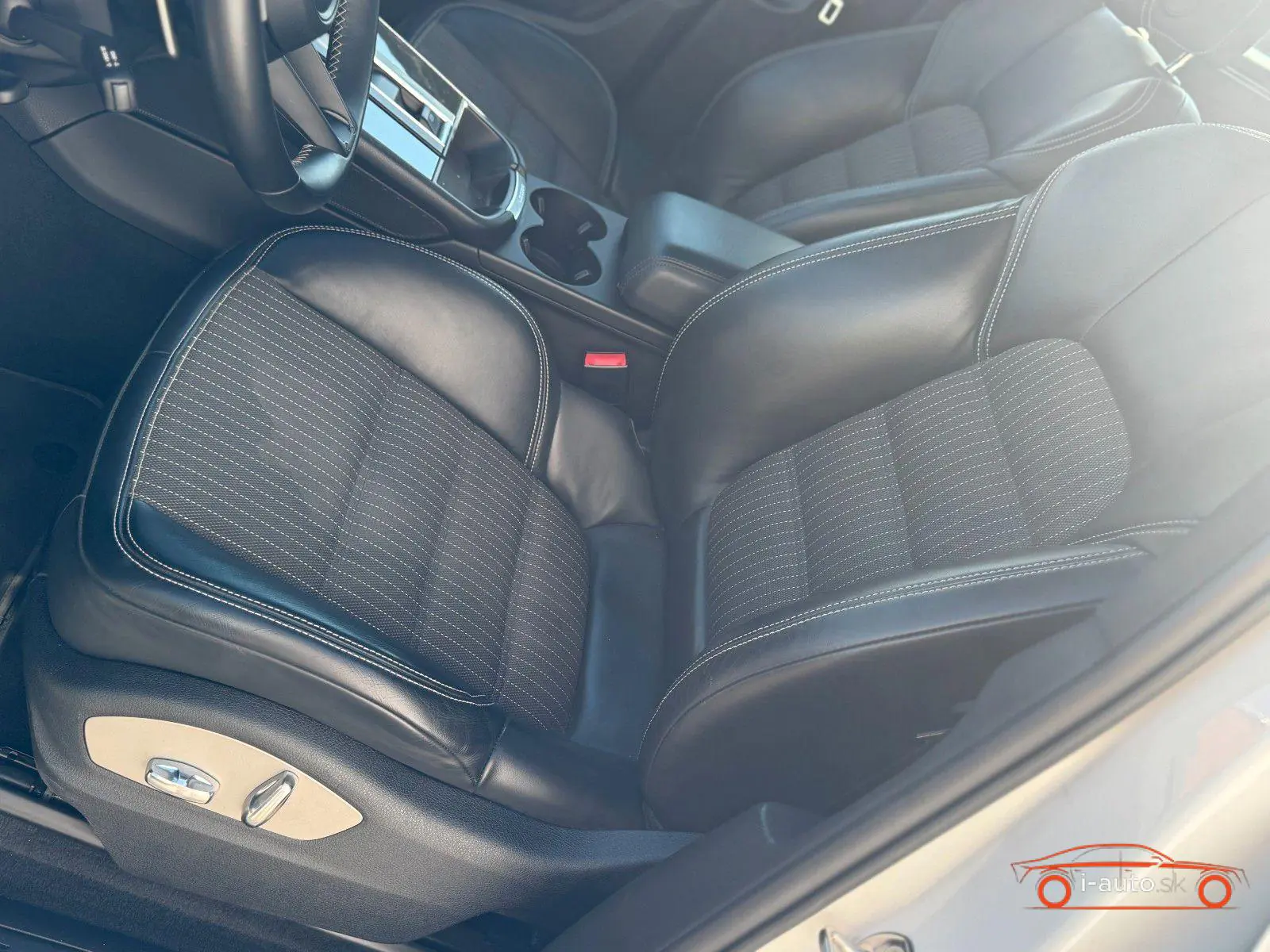 Porsche Macan 2022 na predaj – fotografia 21