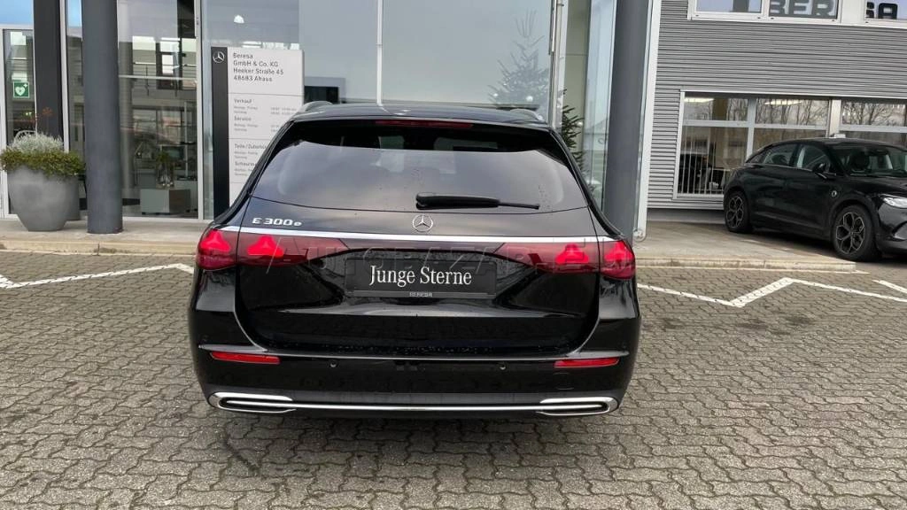 Mercedes-Benz E trieda Kombi 300  A/T