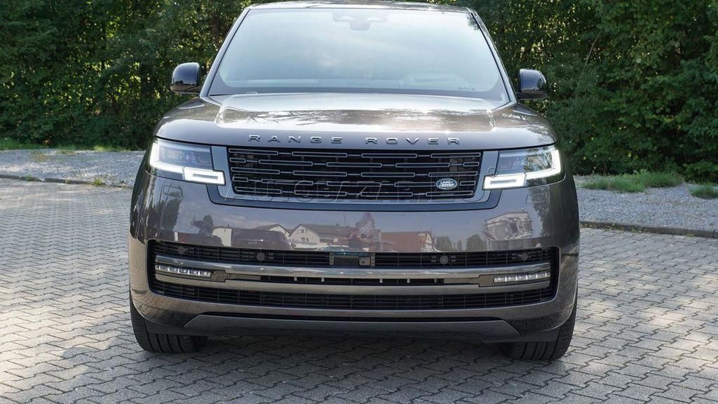 Land Rover Range Rover 4.4i V8 P530 HSE AWD A/T