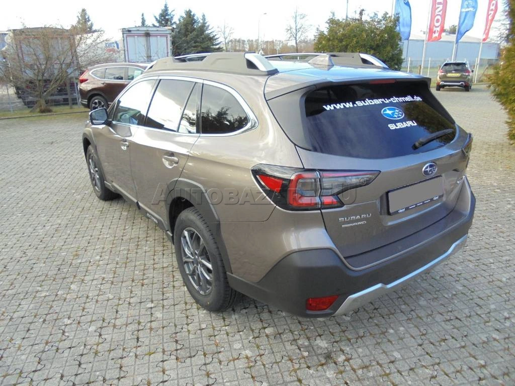 Subaru Outback 2.5i Platinum