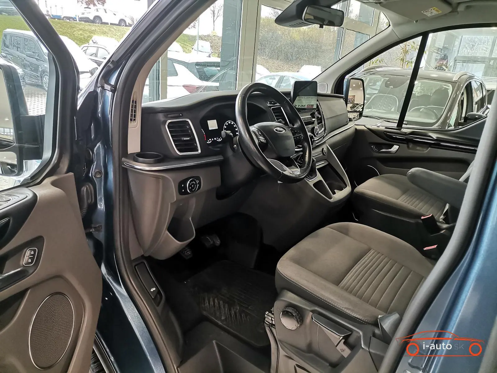 Ford Tourneo Custom 2018 na predaj – fotografia 8