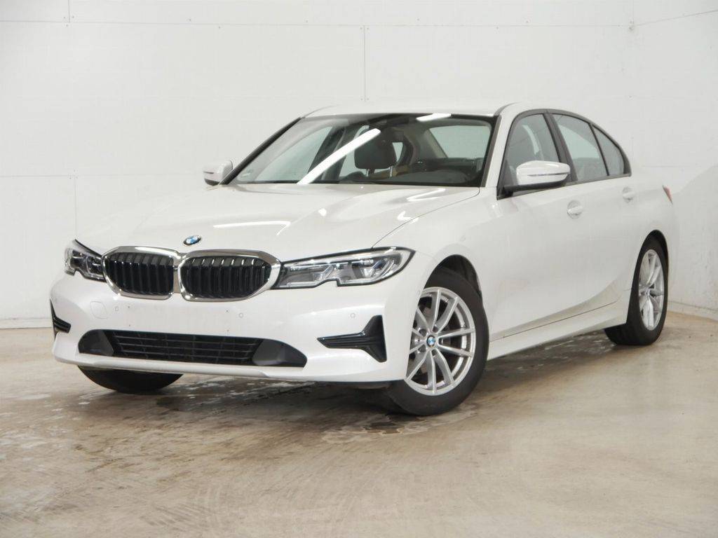 BMW Rad 3 320i A/T