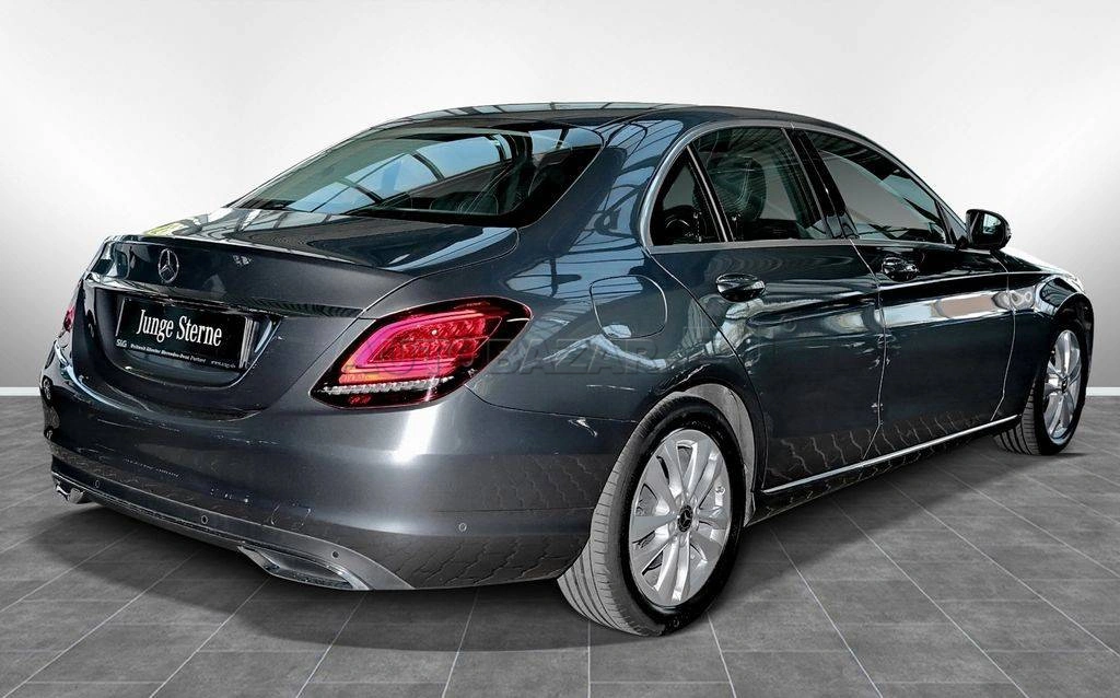 Mercedes-Benz C trieda Sedan 220 d A/T