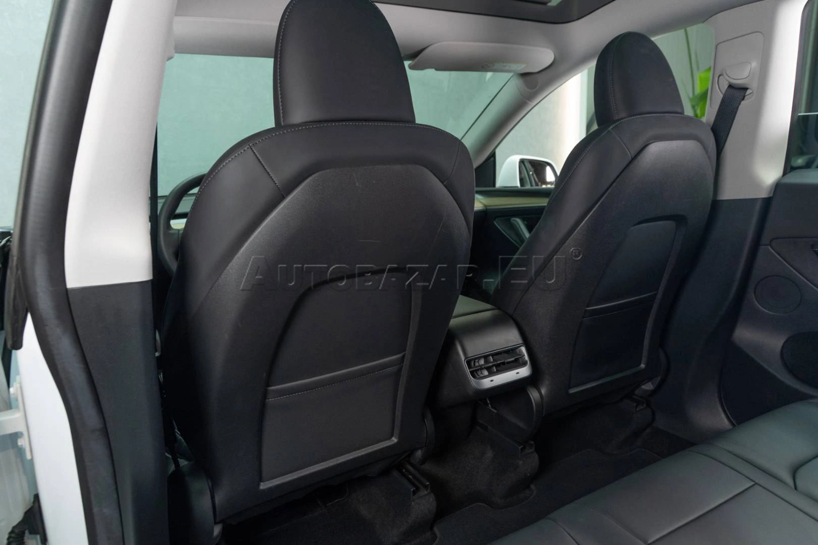 Tesla Model Y 2022 na predaj – fotografia 18