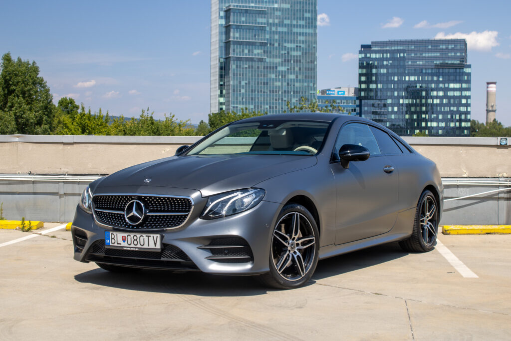 Mercedes-Benz E trieda Coupé