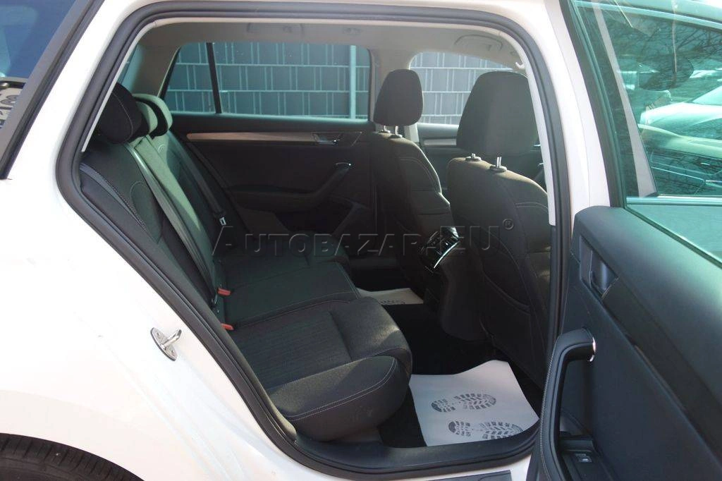 Škoda Superb Combi 2.0 TDI SCR Style 4x4 DSG