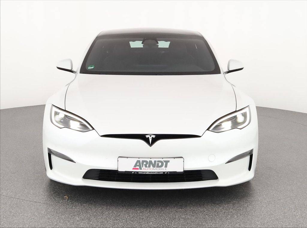 Tesla Model S Plaid