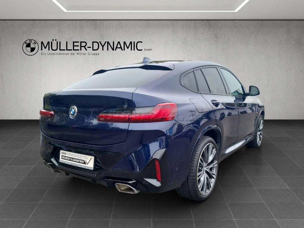 BMW X4 xDrive30i mHEV A/T