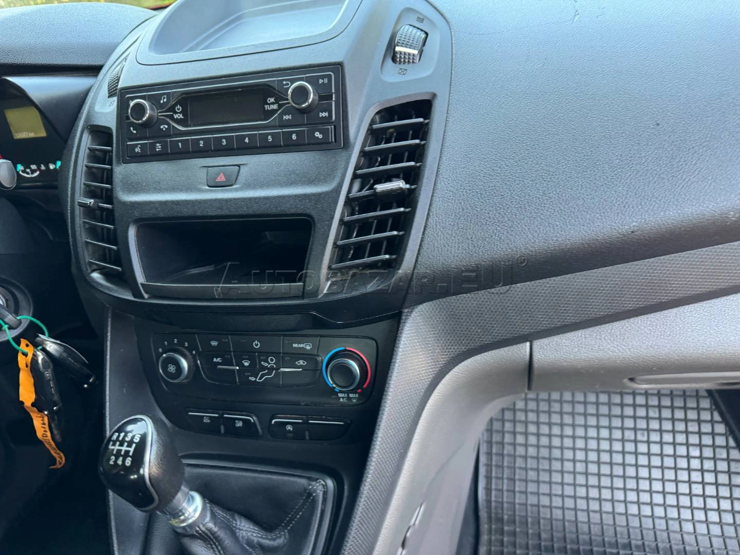 Ford Transit Connect 2020 na predaj – fotografia 26