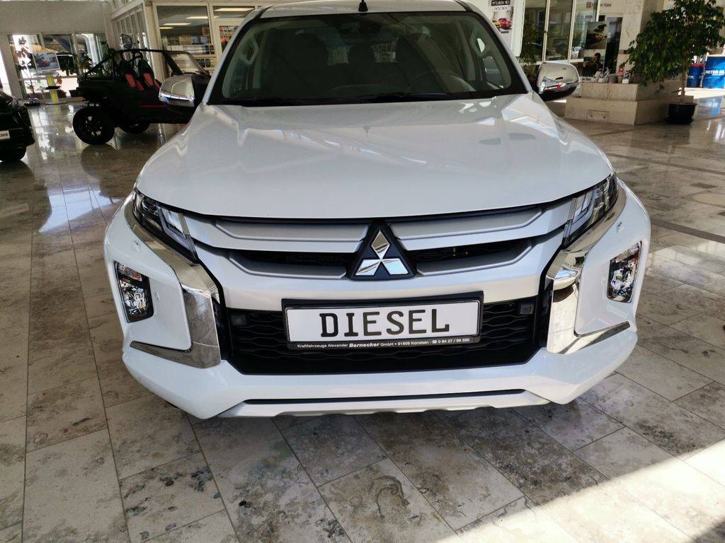 Mitsubishi L 200 L200 DC 4WD A/T