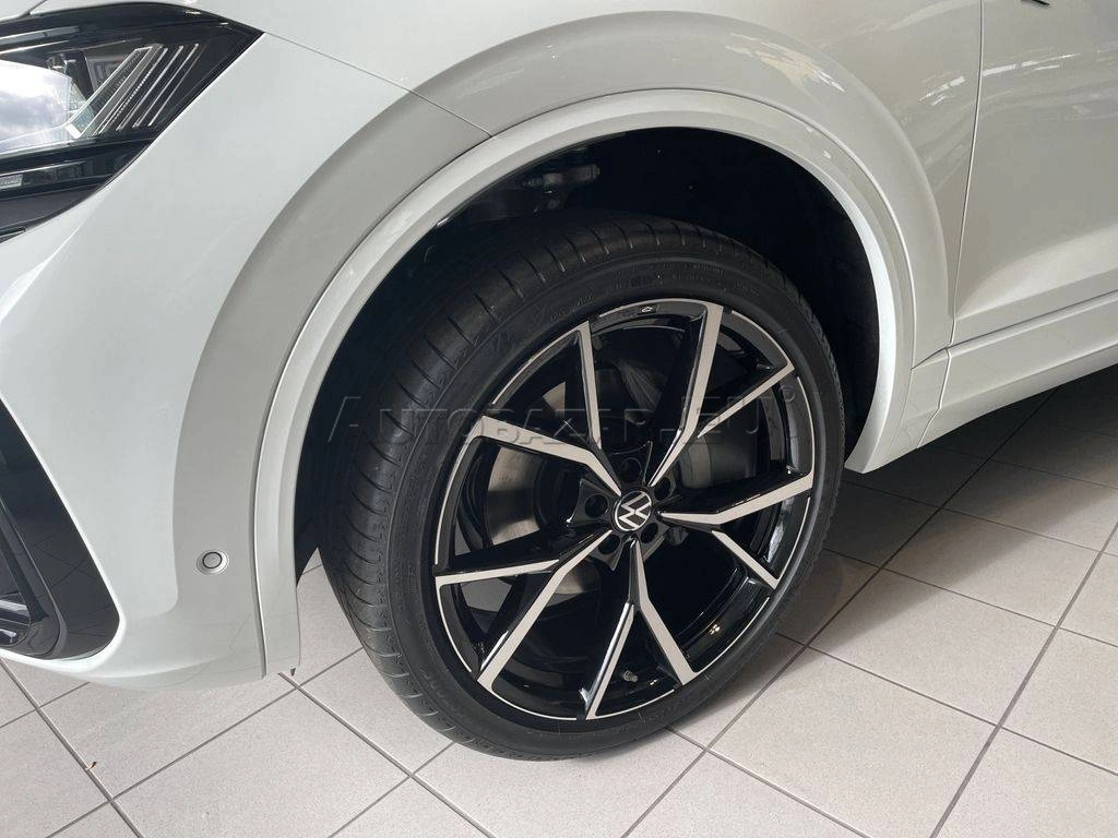 Volkswagen Touareg 3.0 V6 TDI 286k R-Line 4Motion Tiptronic