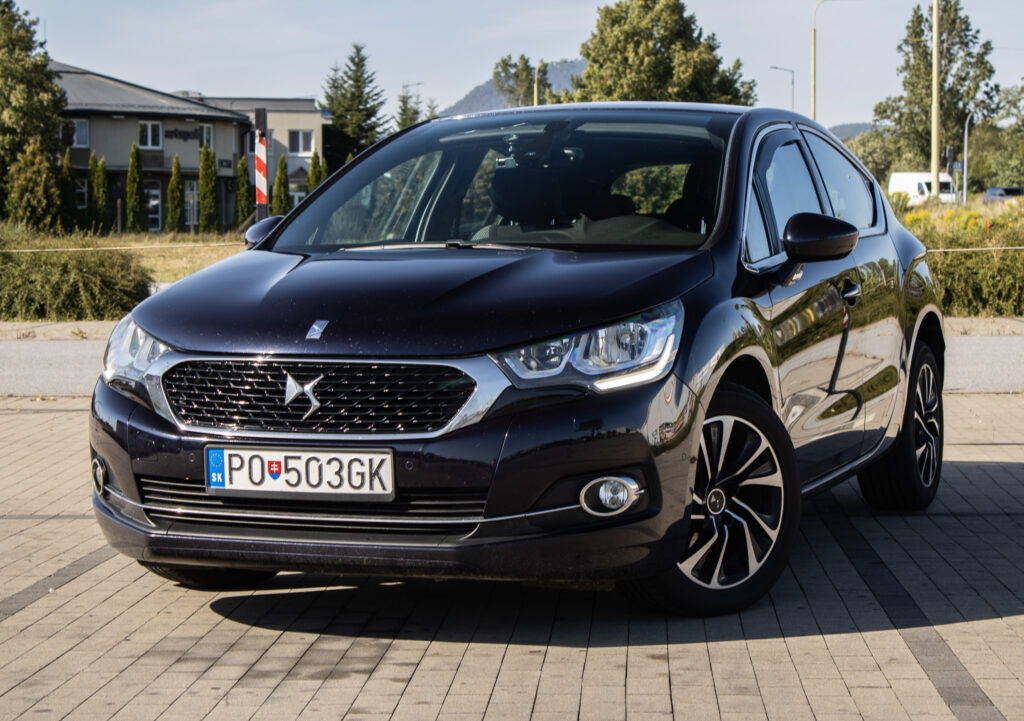 DS Automobiles 4