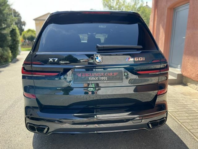 BMW X7 M60i Individual Sky masáže TOP