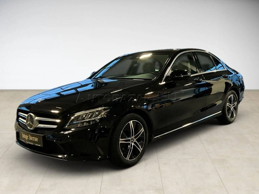 Mercedes-Benz C trieda Sedan 220 d A/T