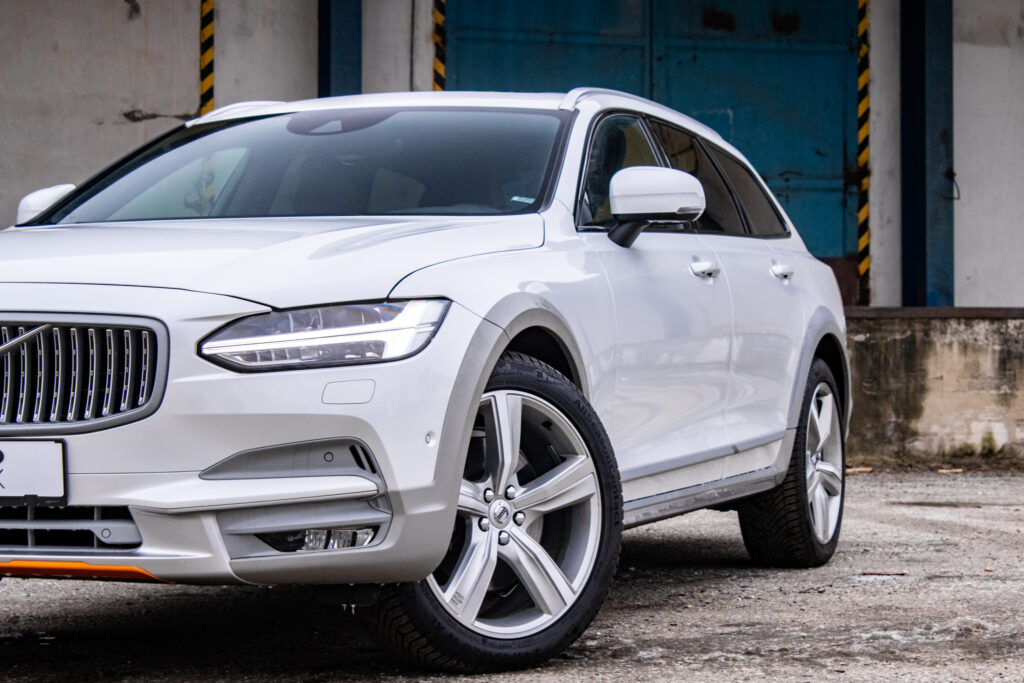 Volvo V90