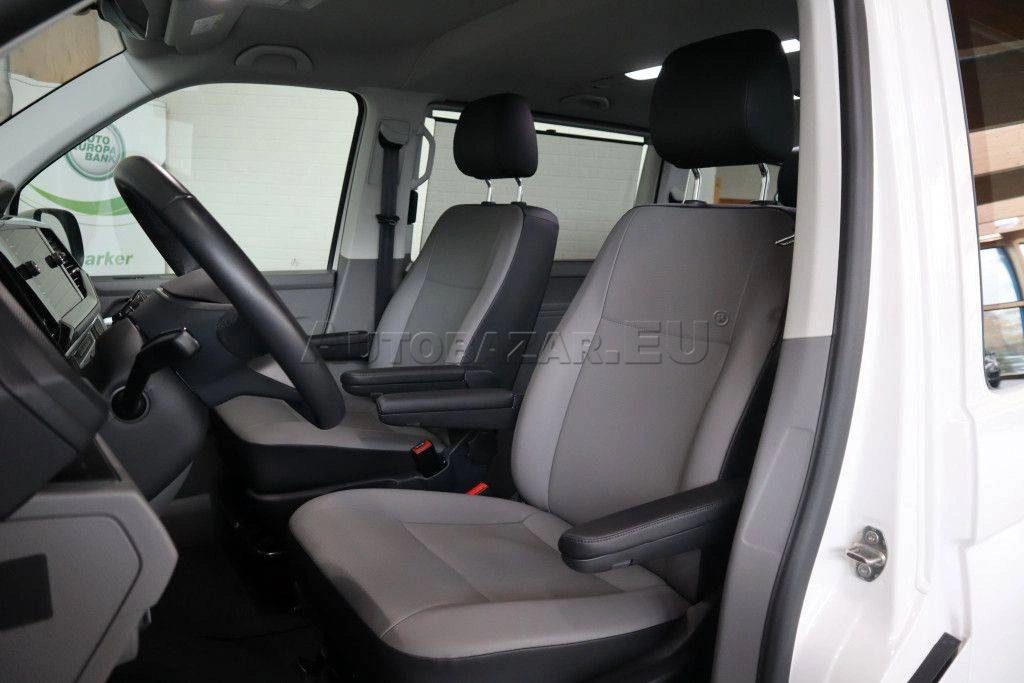 Volkswagen T6 Caravelle 2.0 TDI DSG